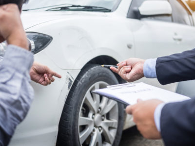 車を売却するときにスペアキーは必要なの 紛失したらいくら減額される クルサテ